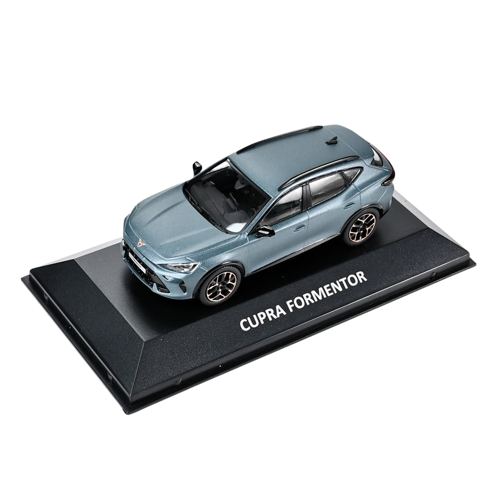 Miniatura CUPRA Formentor 1:43 original en color Gris Encelade (5FF099300).
​