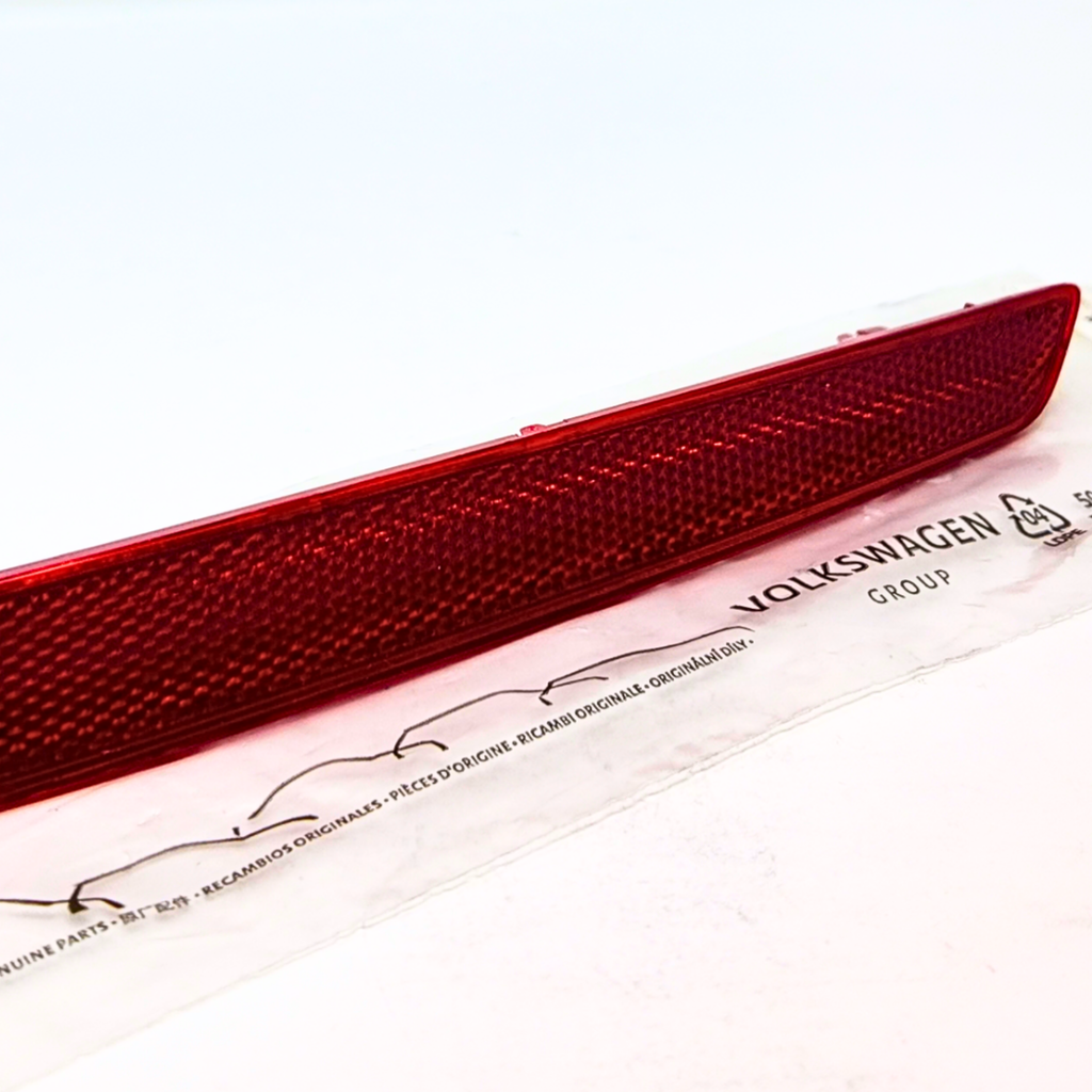 Catadióptrico trasero SEAT Ibiza 2013-2017 izquierdo/derecho (6J4945105C/6J4945106C)