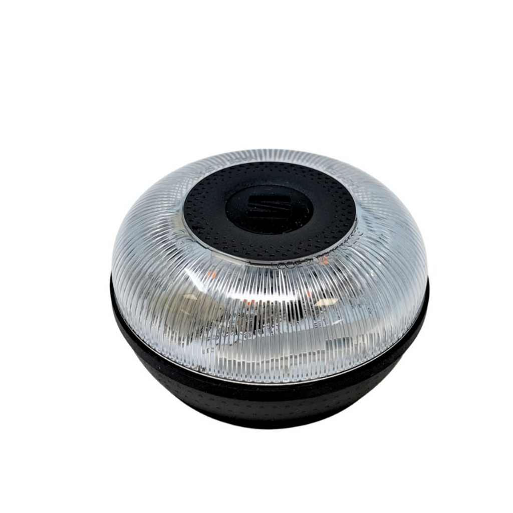 Luz de emergencia V16 SEAT con luz ámbar 360° visible hasta 1 km.


