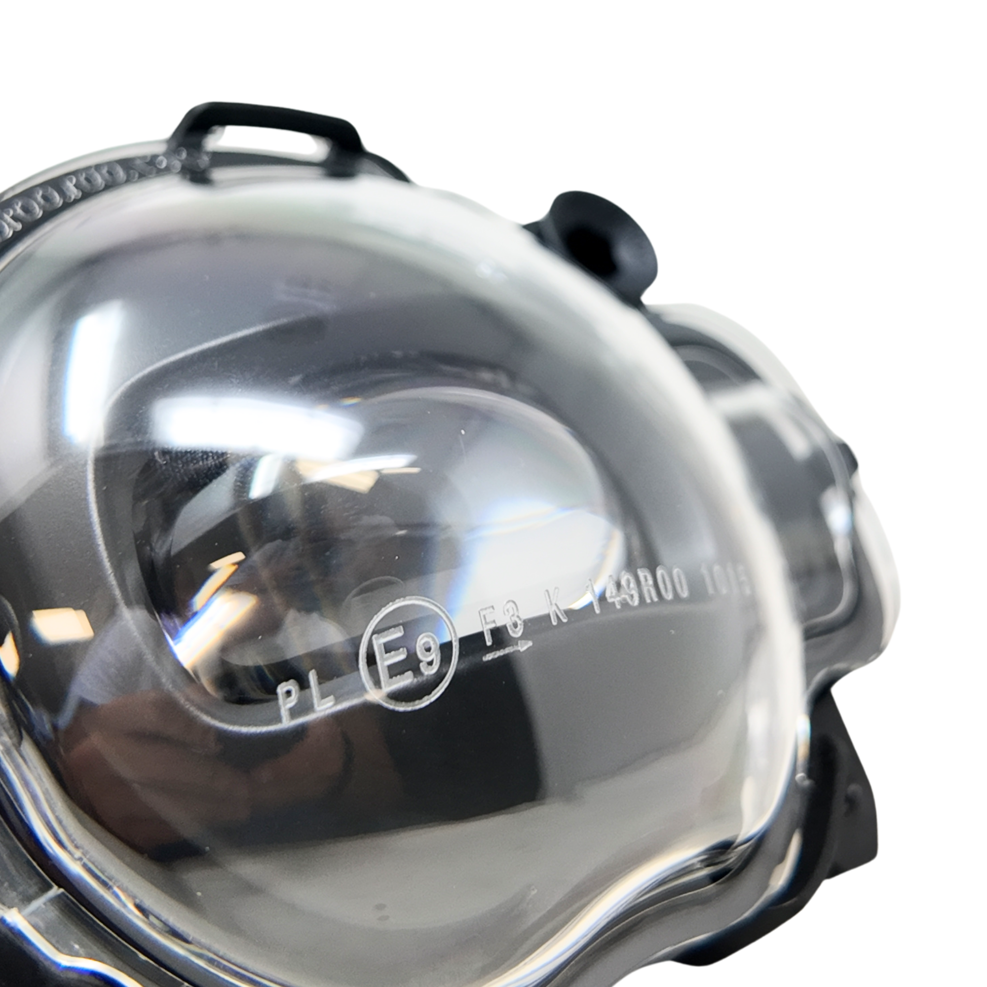 Luz Antiniebla Delantera LED Original CUPRA León y SEAT Arona (6F0941699A/6F0941700A)